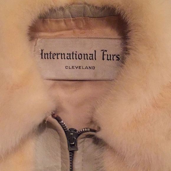 Vintage Authentic Fur Jacket - Picture 6 of 8